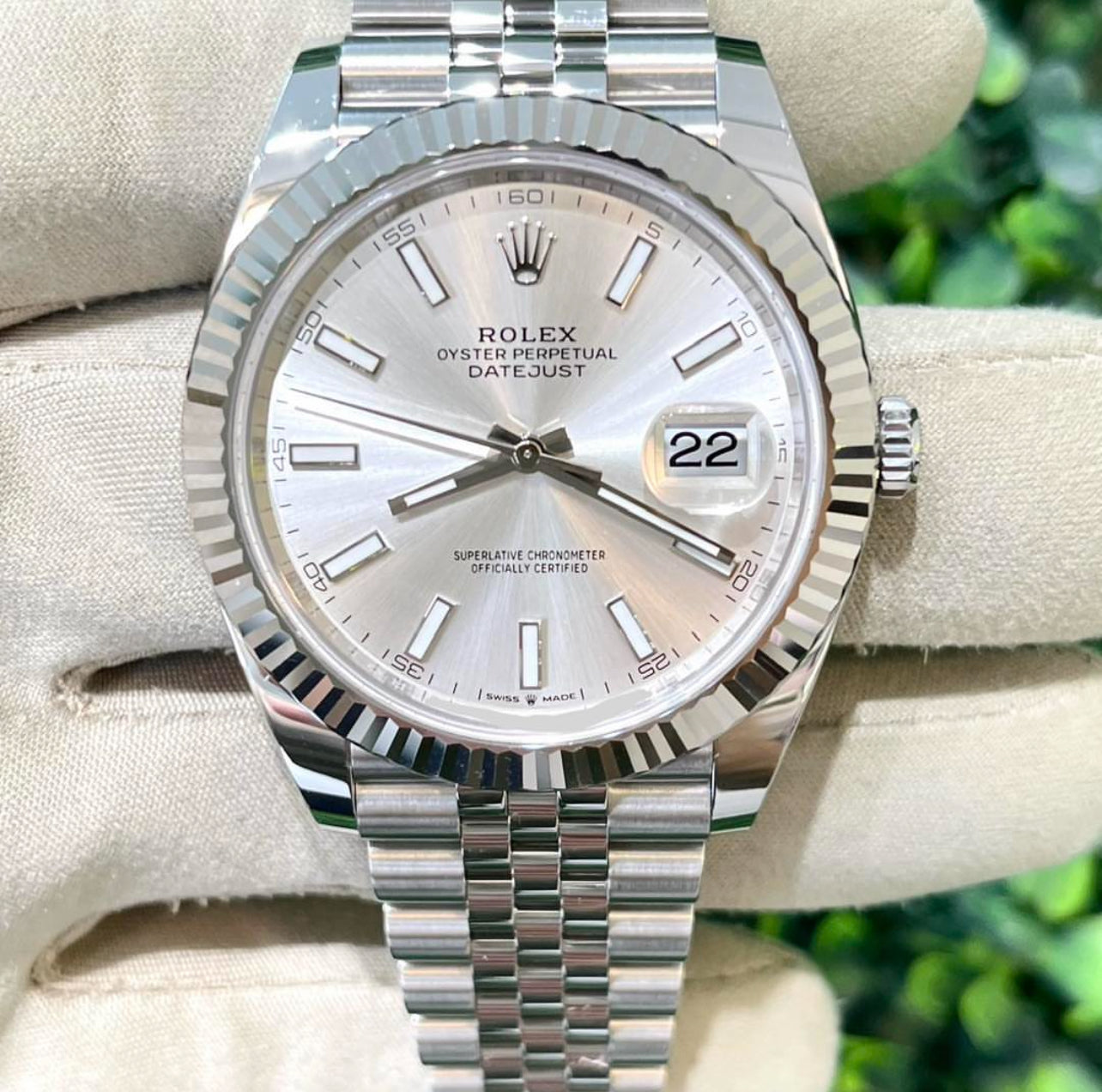 ROLEX DATEJUST JUBILÈE SILVER DIAL