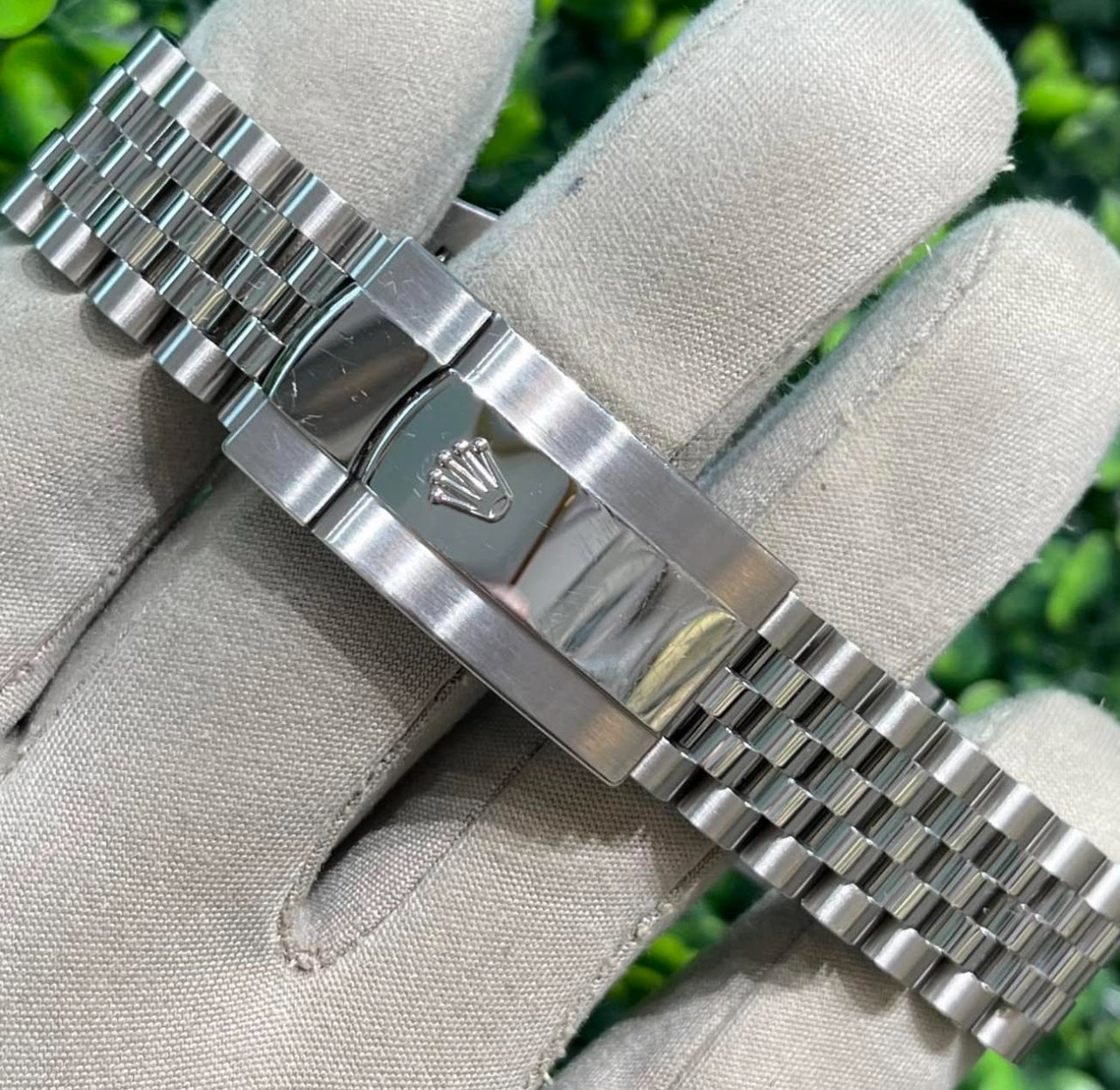 ROLEX DATEJUST JUBILÈE SILVER DIAL