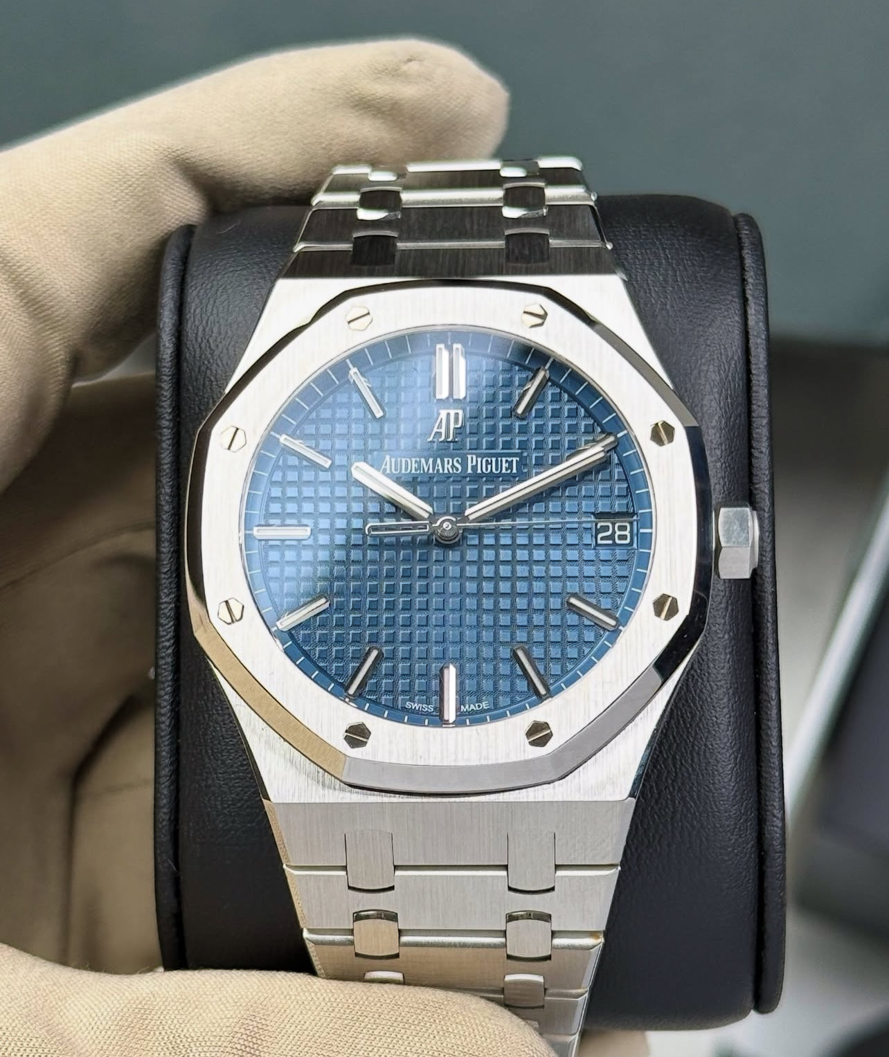 AUDEMARS PIGUET ROYAL OAK DEEP BLUE